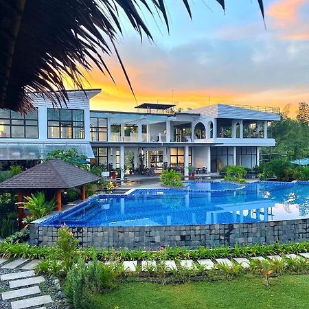 Vistapaloma Beach Resort Odiong Esterno foto