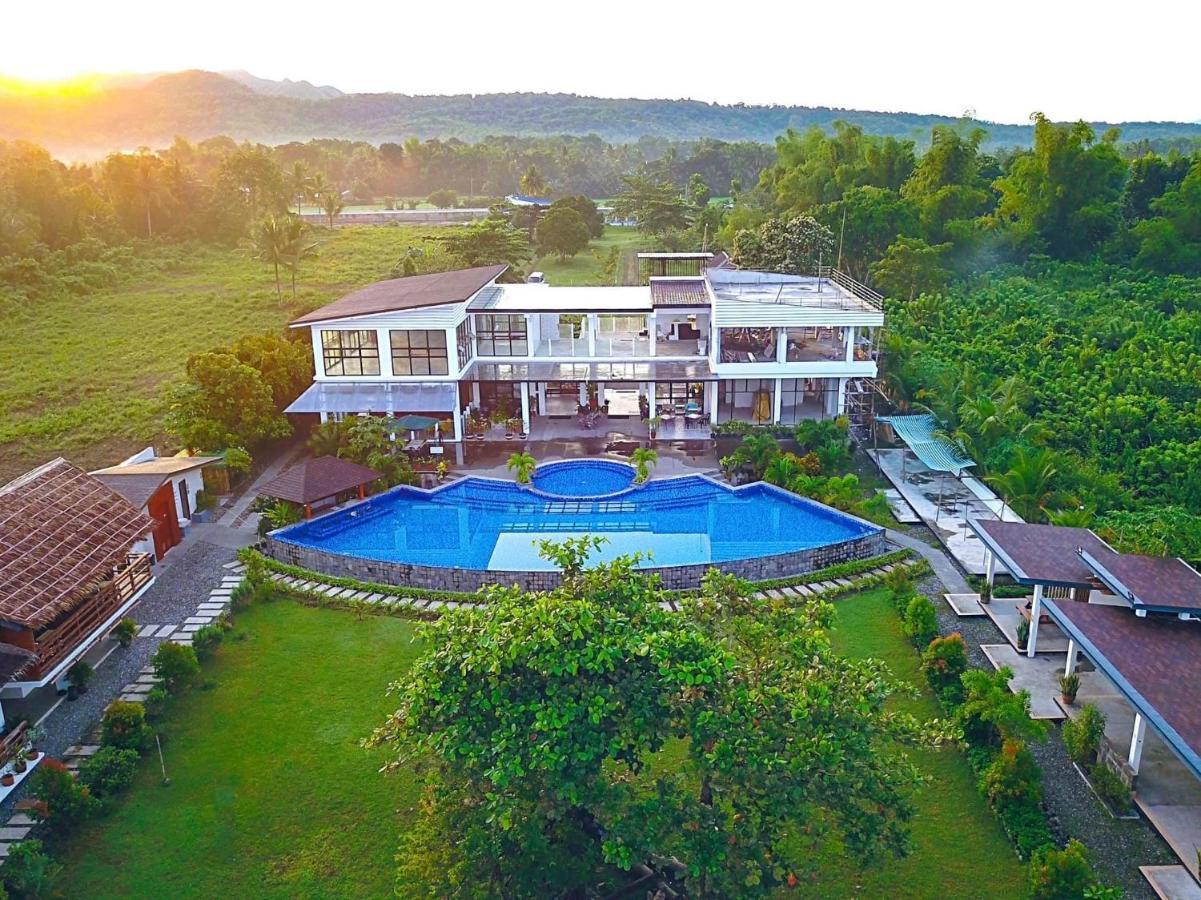 Vistapaloma Beach Resort Odiong Esterno foto