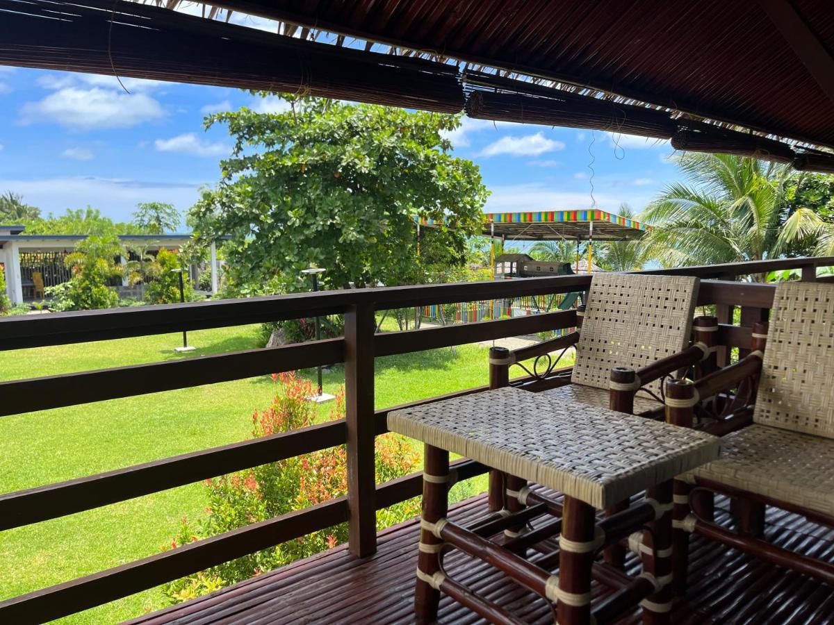 Vistapaloma Beach Resort Odiong Esterno foto