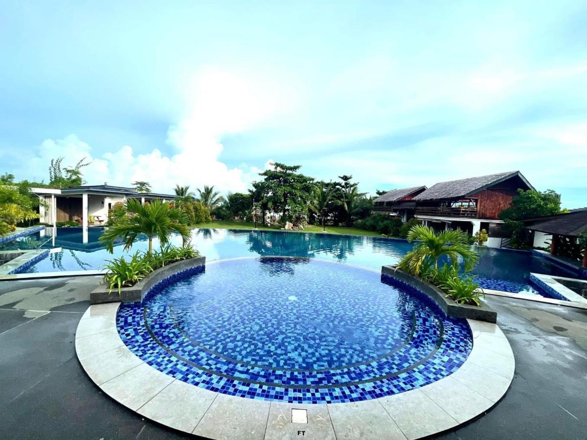 Vistapaloma Beach Resort Odiong Esterno foto