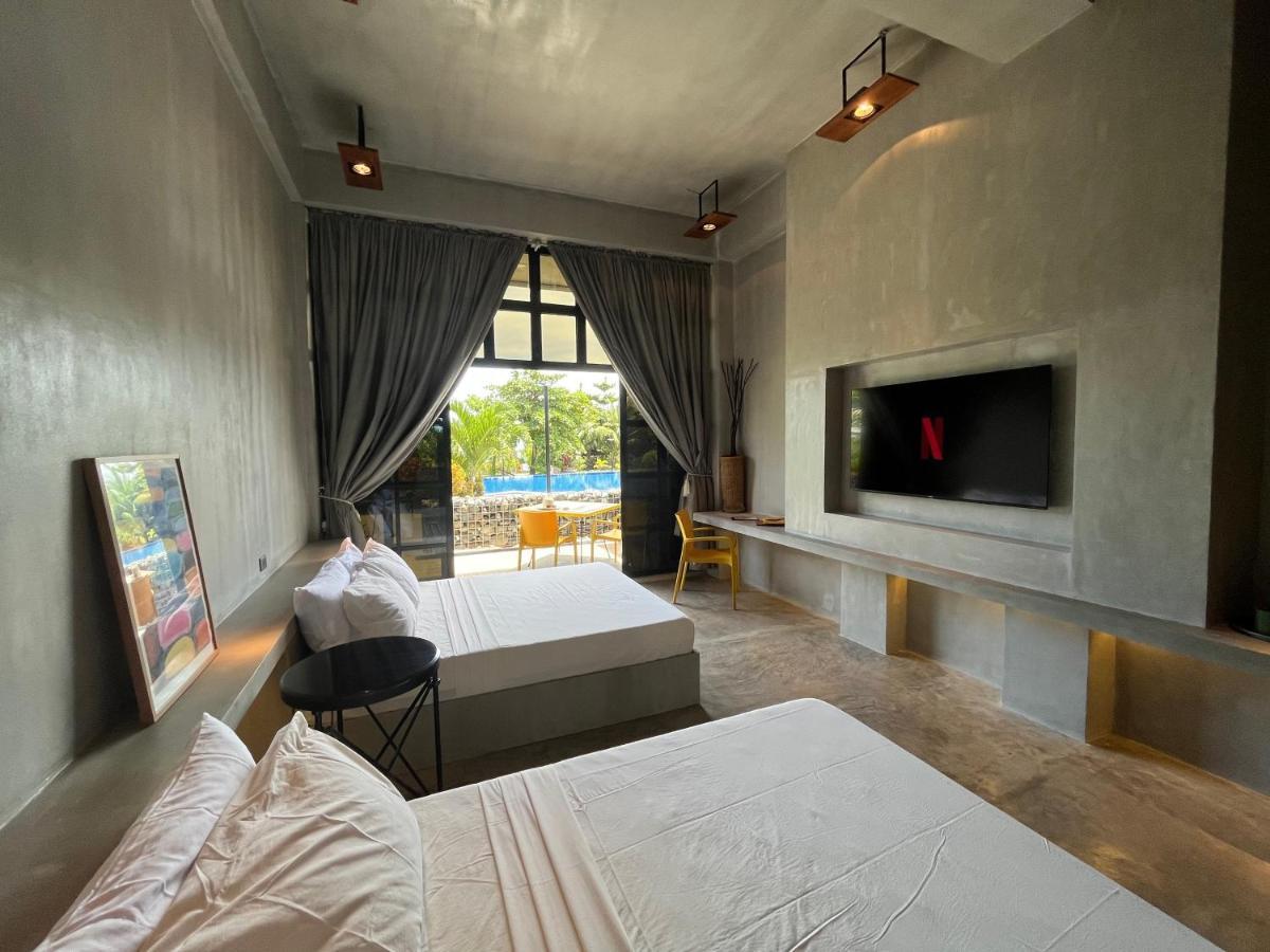 Vistapaloma Beach Resort Odiong Esterno foto